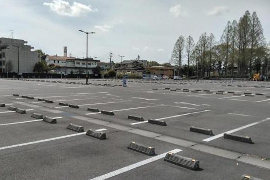 タイムズ千波公園・ザ・ヒロサワ・シティ会館前